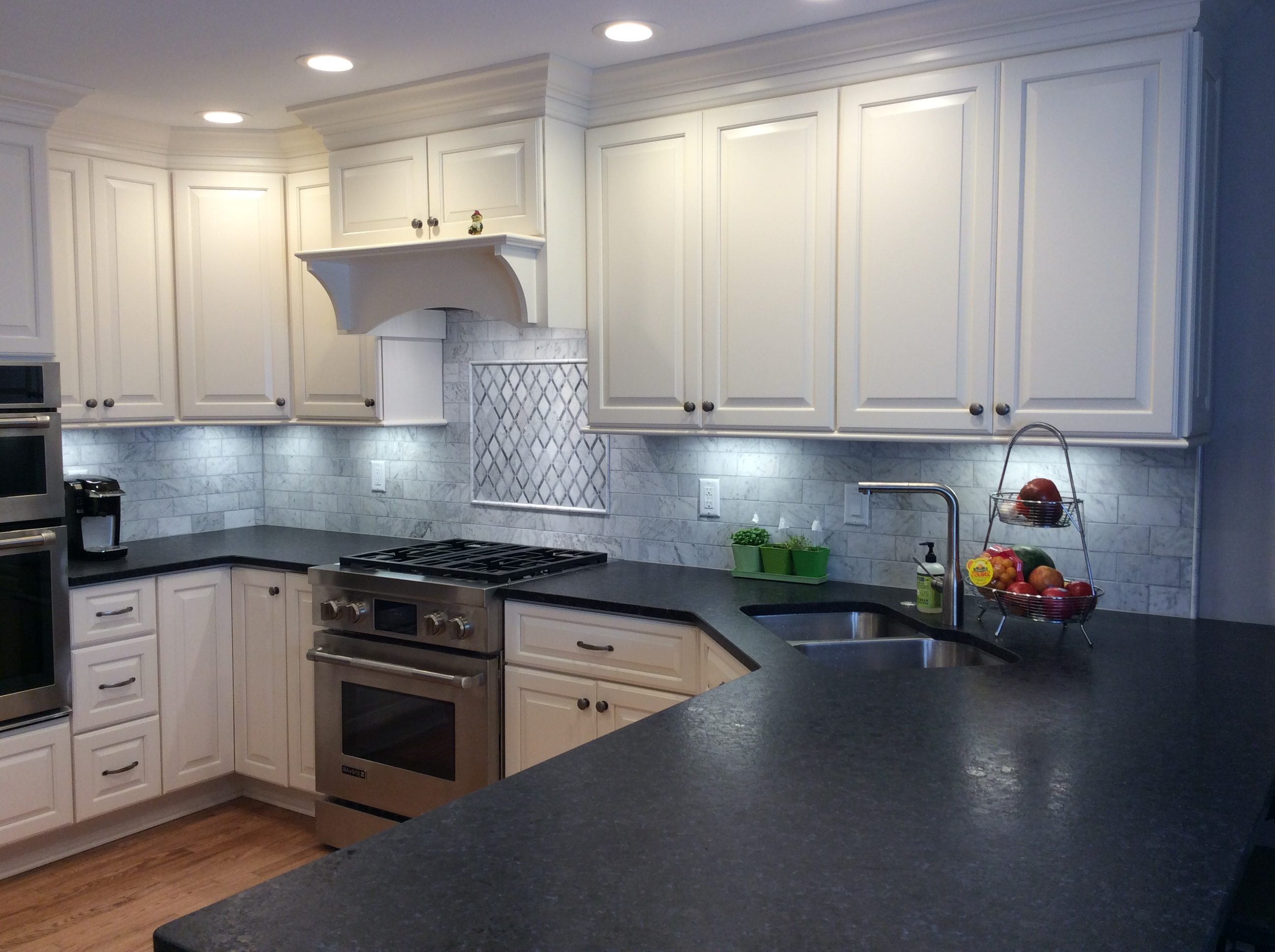 Kitchen Renovation - Bathroom Renovation - Custom Cabinetry - Home  Improvement